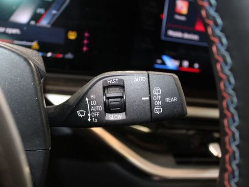 Used 2024 BMW X7 M60i w/ Executive Package image 26