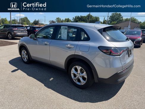 Used 2025 Honda HR-V LX image 9