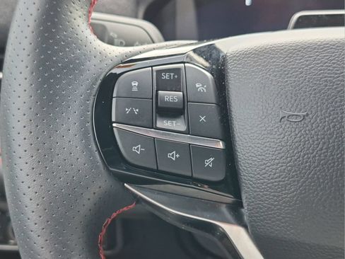 Certified 2025 Ford Explorer ST-Line w/ Premium Package RWD image 13