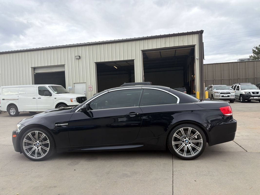 Used 2008 BMW M3 Convertible RWD image 9