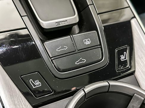 Used 2022 Porsche 911 Turbo S image 22