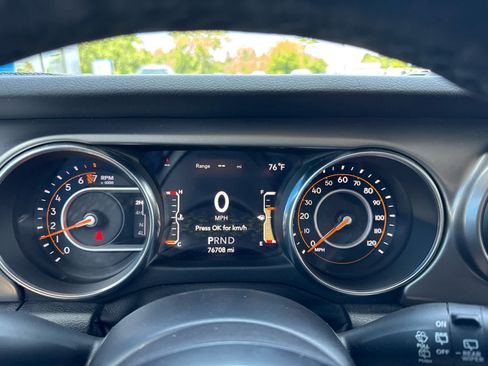 Used 2020 Jeep Wrangler Unlimited Sport S AWD/4WD image 19