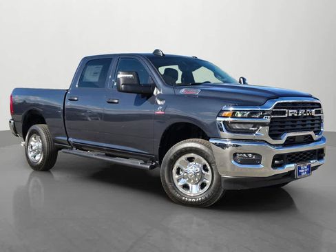 New 2026 RAM 2500 Tradesman AWD/4WD image 8