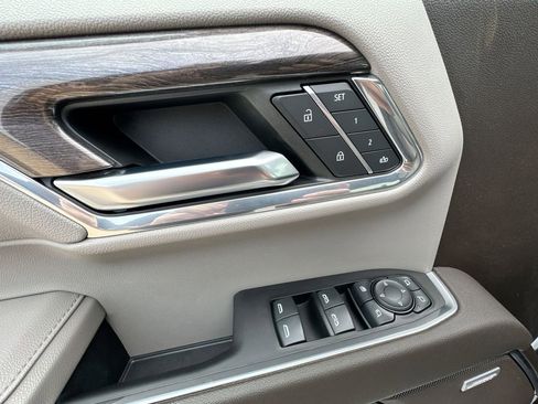 Certified 2024 Chevrolet Silverado 1500 LTZ image 23