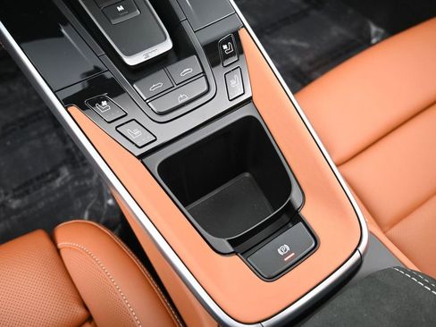 Certified 2026 Porsche 911 Carrera GTS image 21