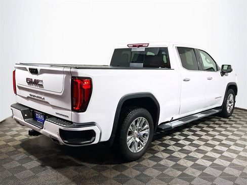 Used 2022 GMC Sierra 1500 Denali image 8