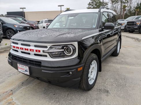 New 2024 Ford Bronco Sport Heritage w/ Heritage Convenience Package image 9