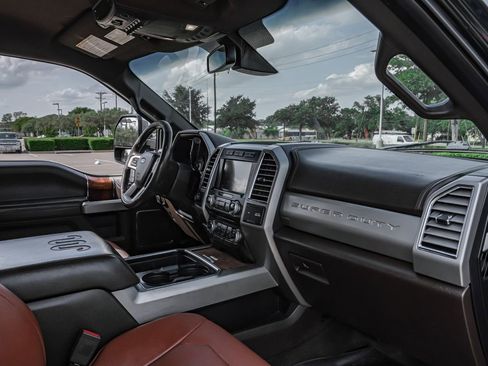Used 2018 Ford F250 King Ranch w/ Chrome Package image 14