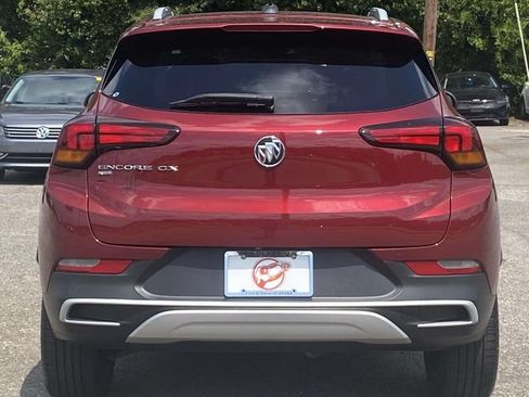 Used 2022 Buick Encore GX Select AWD/4WD image 4