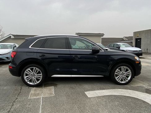 Used 2018 Audi Q5 2.0T Premium Plus w/ Premium Plus Package image 2
