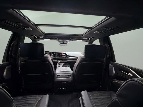 Used 2023 Cadillac Escalade V image 24
