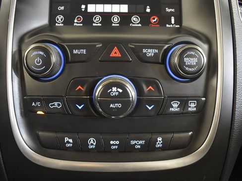 Used 2019 Dodge Durango SXT image 21