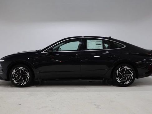 Used 2026 Hyundai Sonata SEL FWD image 4