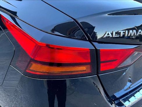 Certified 2024 Nissan Altima 2.5 SL image 29