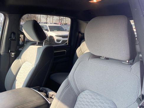 Used 2025 RAM 1500 Big Horn AWD/4WD image 9