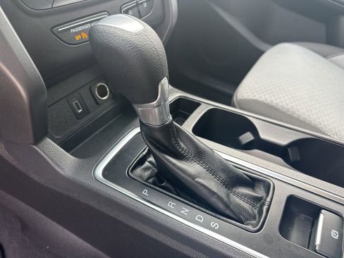 Used 2017 Ford Escape SE w/ SE Cold Weather Package image 26