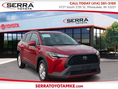 Used 2022 Toyota Corolla Cross LE w/ Moonroof Package image 1