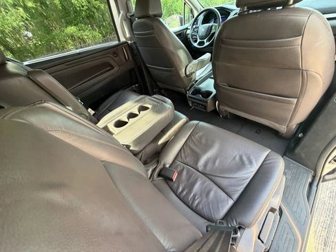 Used 2018 Honda Odyssey EX-L image 19