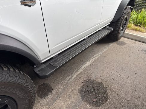 Used 2022 Ford Bronco Wildtrak image 22