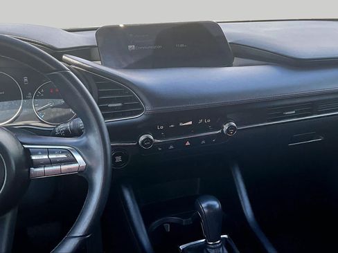 Used 2023 MAZDA MAZDA3 s FWD image 6