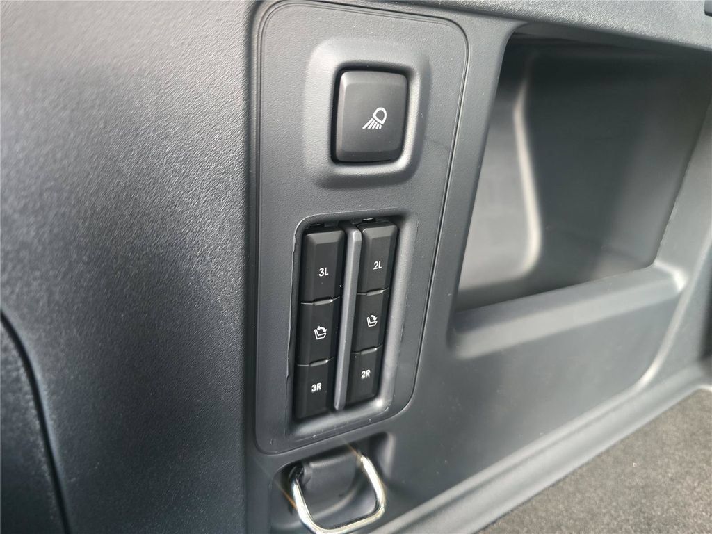 New 2026 Lincoln Navigator Premiere AWD/4WD image 9
