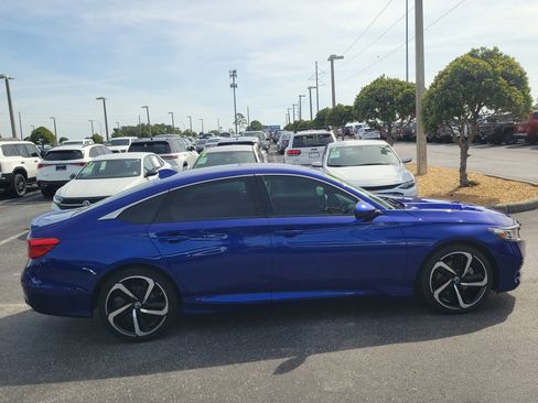 Used 2020 Honda Accord Sport image 9