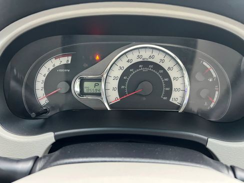 Used 2013 Toyota Sienna SE image 22
