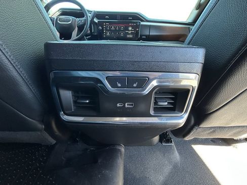 Used 2024 GMC Sierra 3500 Denali w/ Denali Reserve Package AWD/4WD image 7
