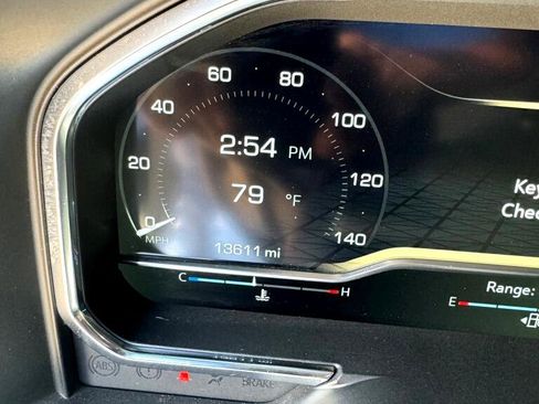 Used 2024 GMC Sierra 1500 AT4 w/ Technology Package image 15