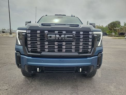 New 2026 GMC Sierra 2500 Denali Ultimate image 3