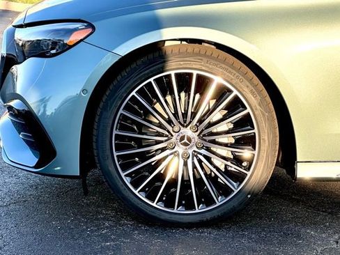 New 2026 Mercedes-Benz E 350 4MATIC Sedan image 6