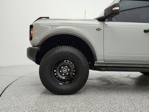 Used 2023 Ford Bronco Wildtrak AWD/4WD image 21