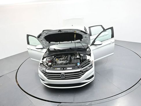 Used 2019 Volkswagen Jetta S image 36