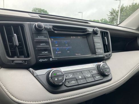 Used 2016 Toyota RAV4 XLE AWD/4WD image 31