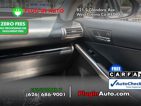 Used 2016 Lexus IS 200t RWD image 16