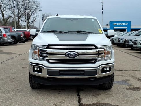 Used 2019 Ford F150 Lariat image 2
