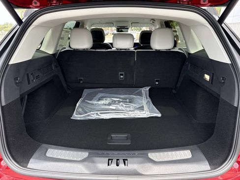New 2026 Lincoln Nautilus Premier AWD/4WD image 11