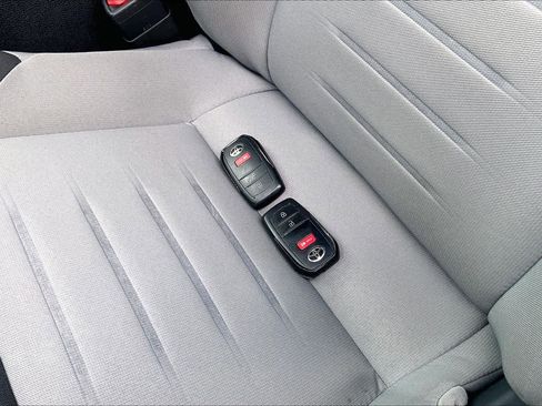 Certified 2024 Toyota Tacoma TRD Sport AWD/4WD image 13