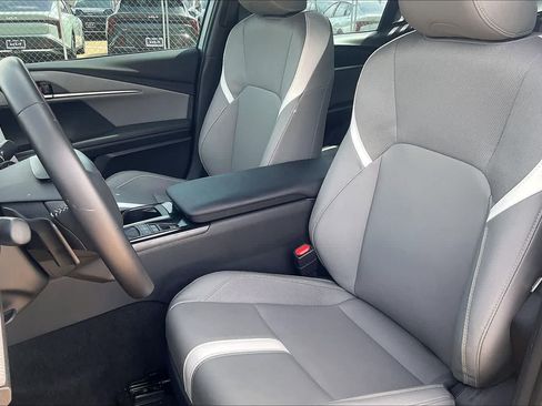 Used 2025 Toyota Camry SE w/ Multimedia Upgrade Package FWD image 10