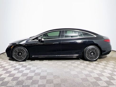Used 2022 Mercedes-Benz EQS 580 4MATIC Sedan image 4