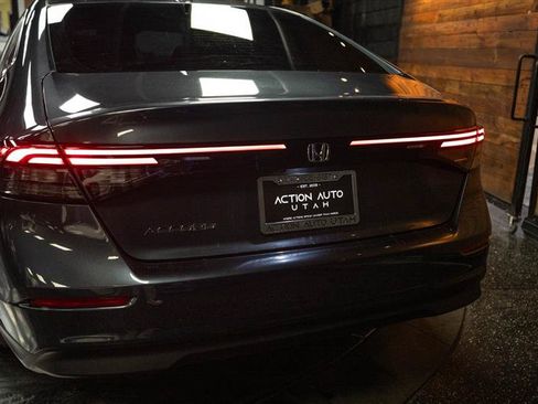 Used 2025 Honda Accord LX image 6