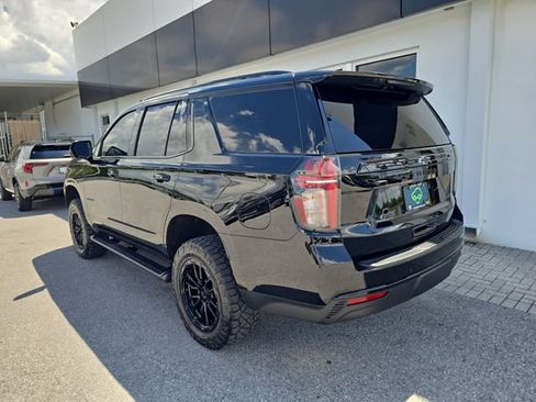 Certified 2023 Chevrolet Tahoe Z71 w/ Luxury Package AWD/4WD image 5