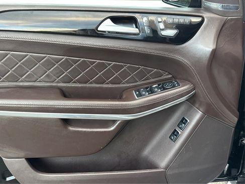Used 2017 Mercedes-Benz GLS 550 4MATIC image 20