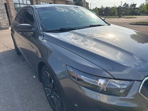 Used 2018 Ford Taurus SHO w/ Driver Assist Package AWD/4WD image 9