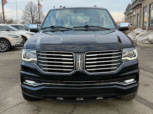 Used 2017 Lincoln Navigator L Select image 2