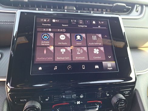 New 2025 Jeep Grand Cherokee L Altitude image 8