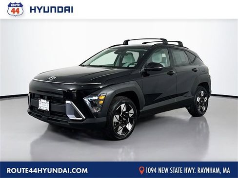 Used 2025 Hyundai Kona SEL image 1