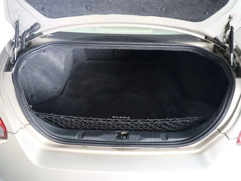 Used 2005 Nissan Maxima 3.5 SL w/ (T05) Navigation System Pkg image 25