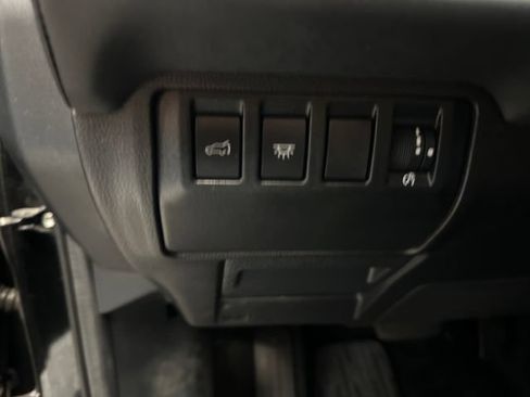 Used 2023 Subaru Ascent Limited AWD/4WD image 25