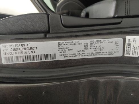 Used 2021 Jeep Grand Cherokee Laredo image 33